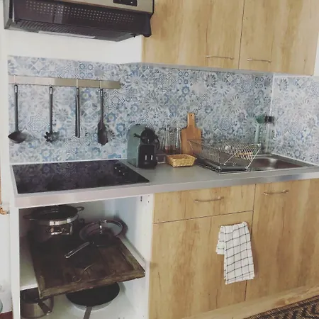 Au 14 Apartman